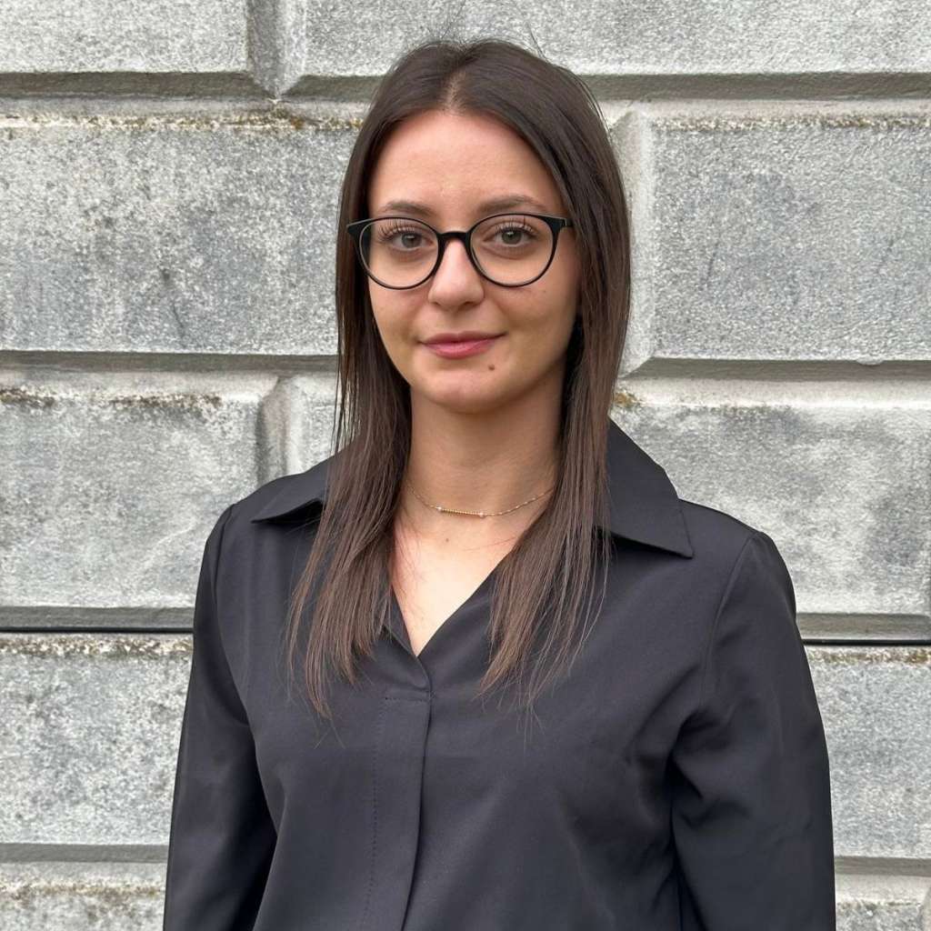 Adina Corcau
